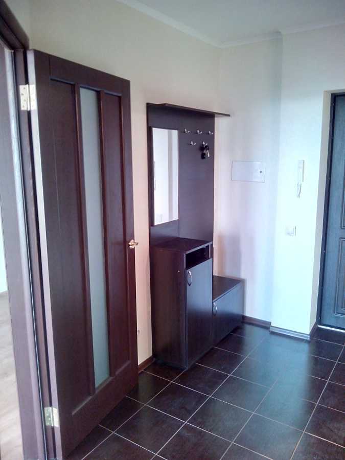 Оренда 1-кімнатної квартири 44 м², Теплична вул., 42