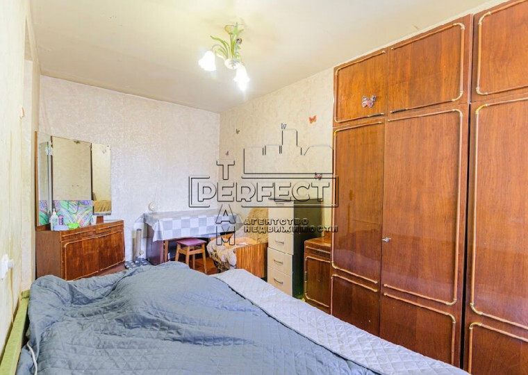 Продаж 1-кімнатної квартири 12 м², Азербайджанська вул., 8Б