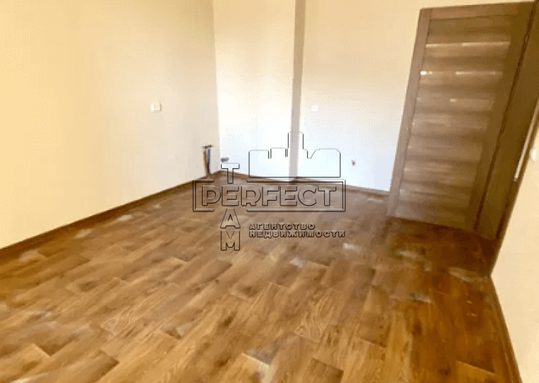 Продажа 2-комнатной квартиры 79 м², Ревуцкого ул., 54