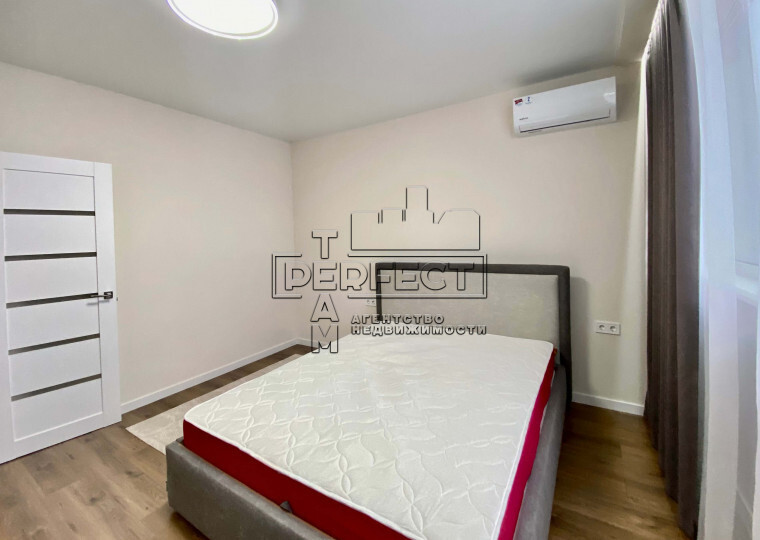 Продаж 3-кімнатної квартири 64 м², Петра Запорожця вул., 26А