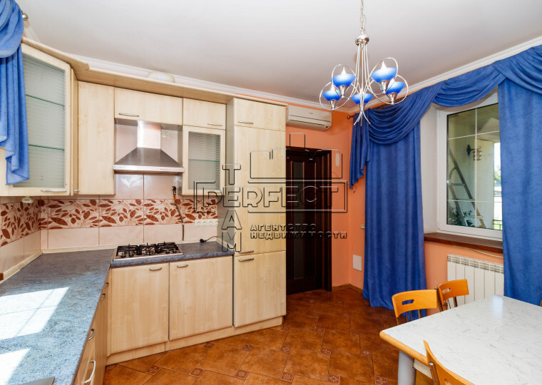 Продаж 3-кімнатної квартири 120 м², Карла Маркса вул., 2А (Вольфганга Гете)