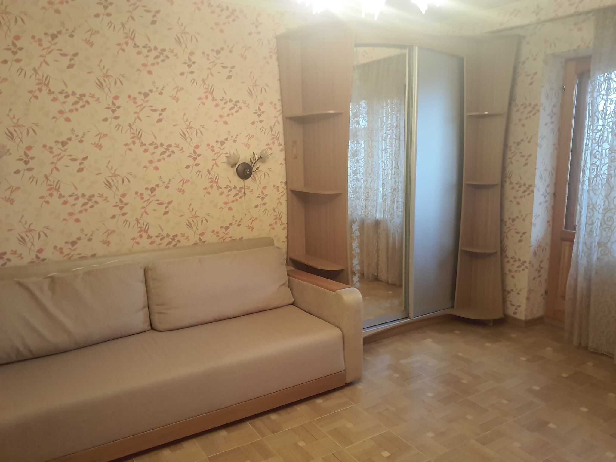 Продажа 1-комнатной квартиры 38 м²