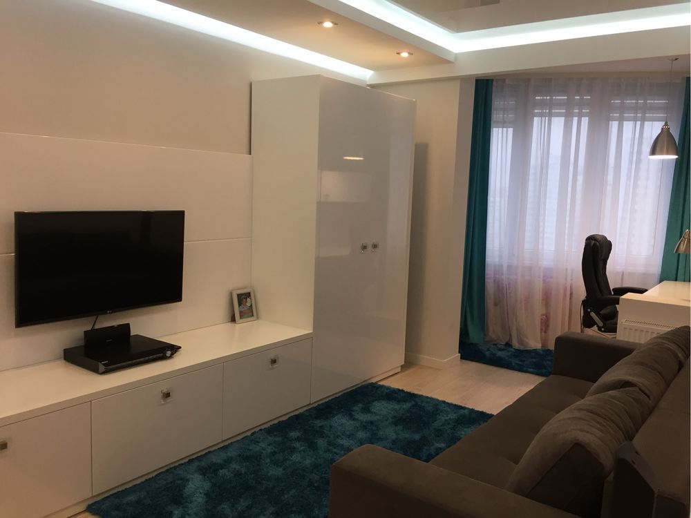 Продаж 4-кімнатної квартири 104 м²