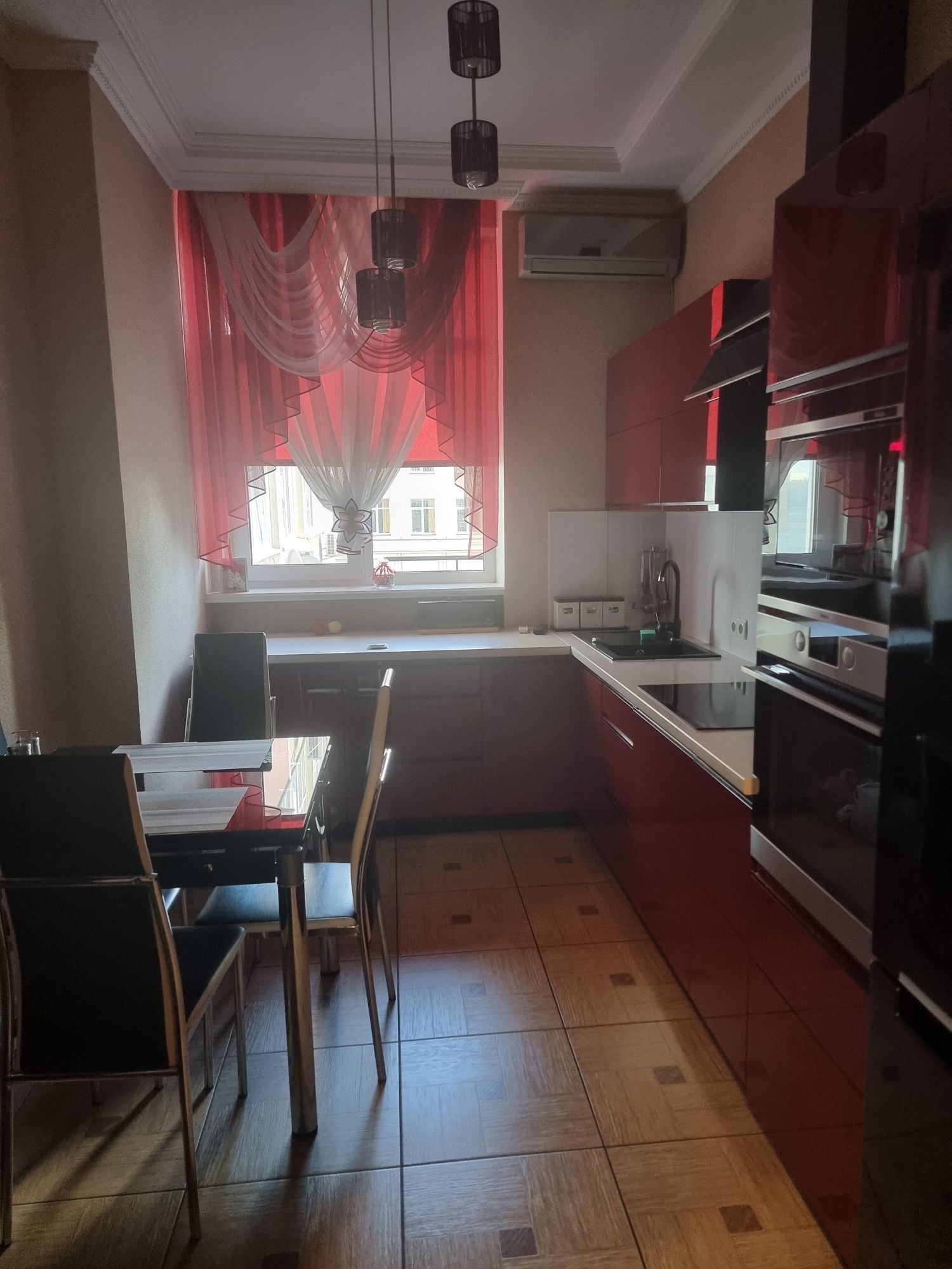 Оренда 2-кімнатної квартири 51 м²