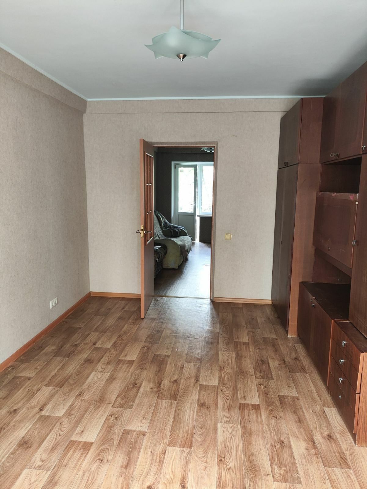 Продаж 2-кімнатної квартири 45 м²