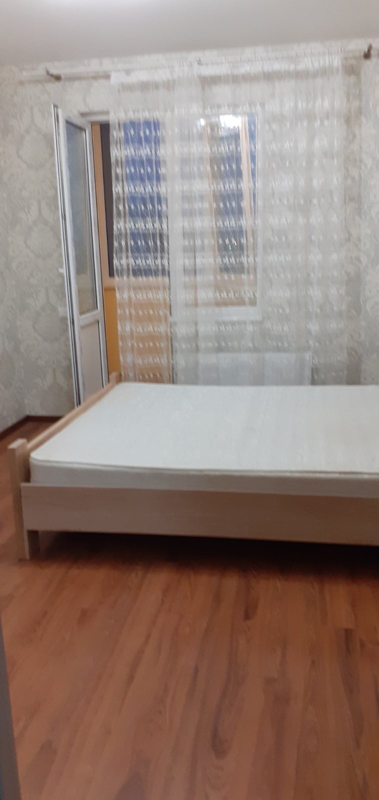 Продаж 1-кімнатної квартири 53 м²