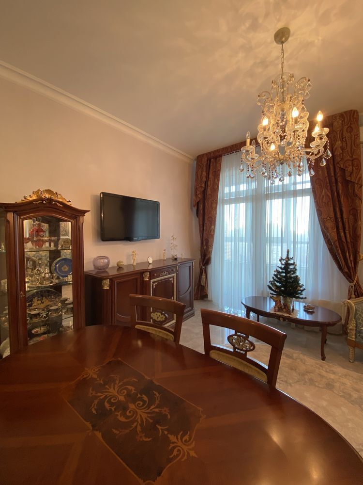 Продажа 1-комнатной квартиры 53 м²