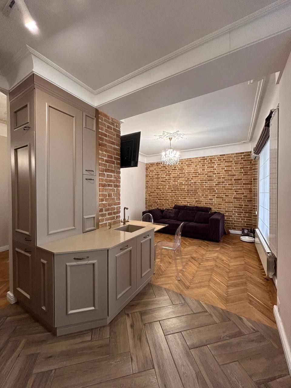 Продаж 3-кімнатної квартири 75 м²