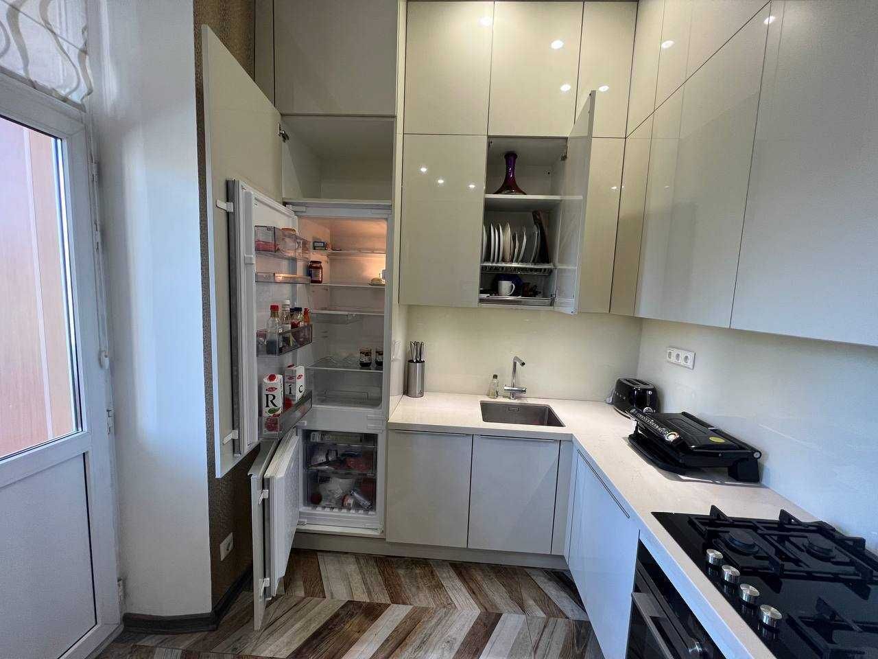 Продажа 2-комнатной квартиры 80 м²