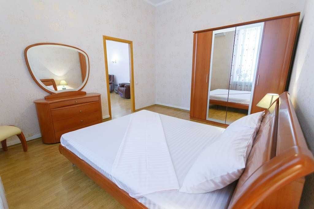 Оренда 3-кімнатної квартири 140 м²