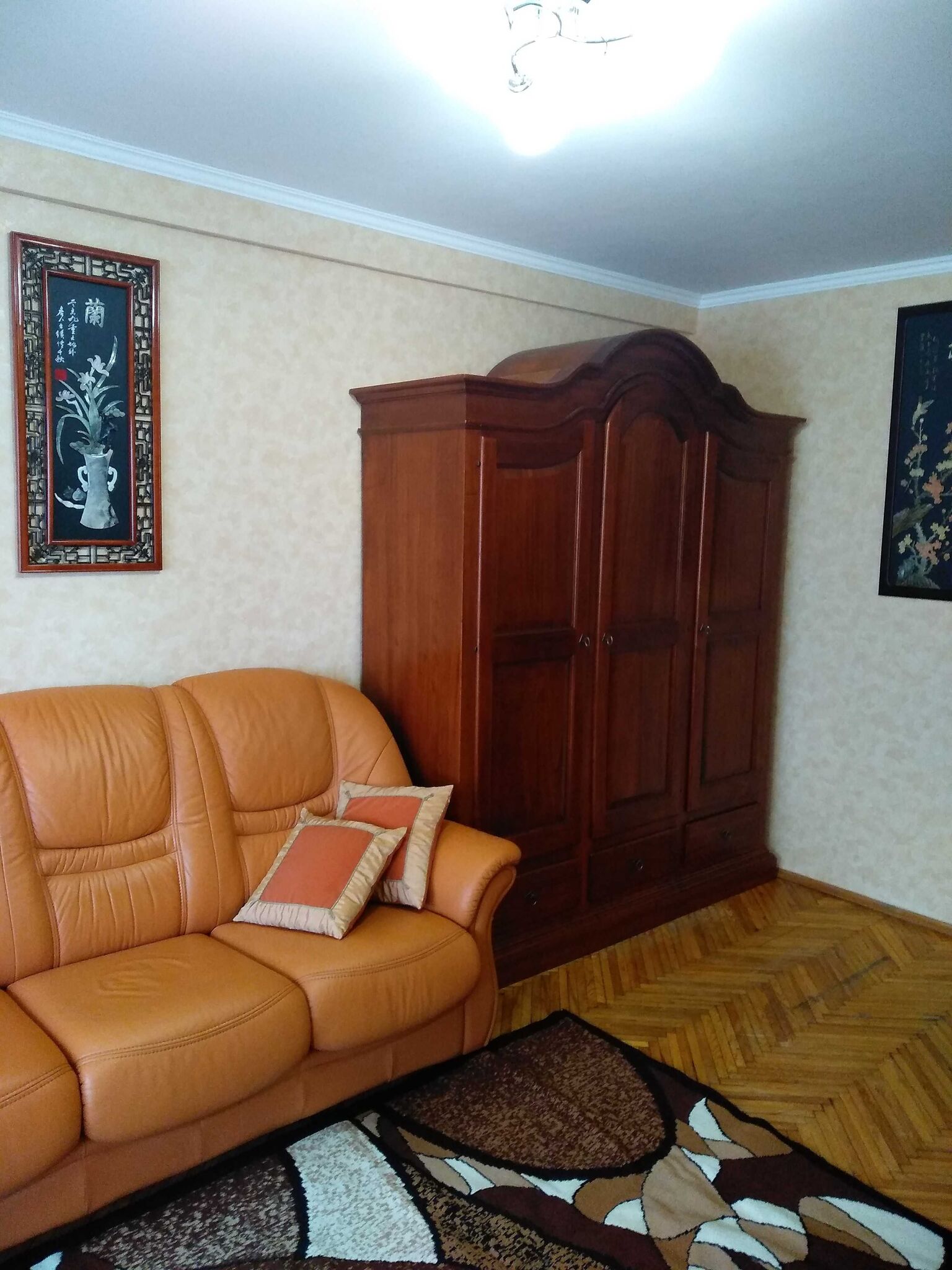 Продажа 2-комнатной квартиры 57 м²