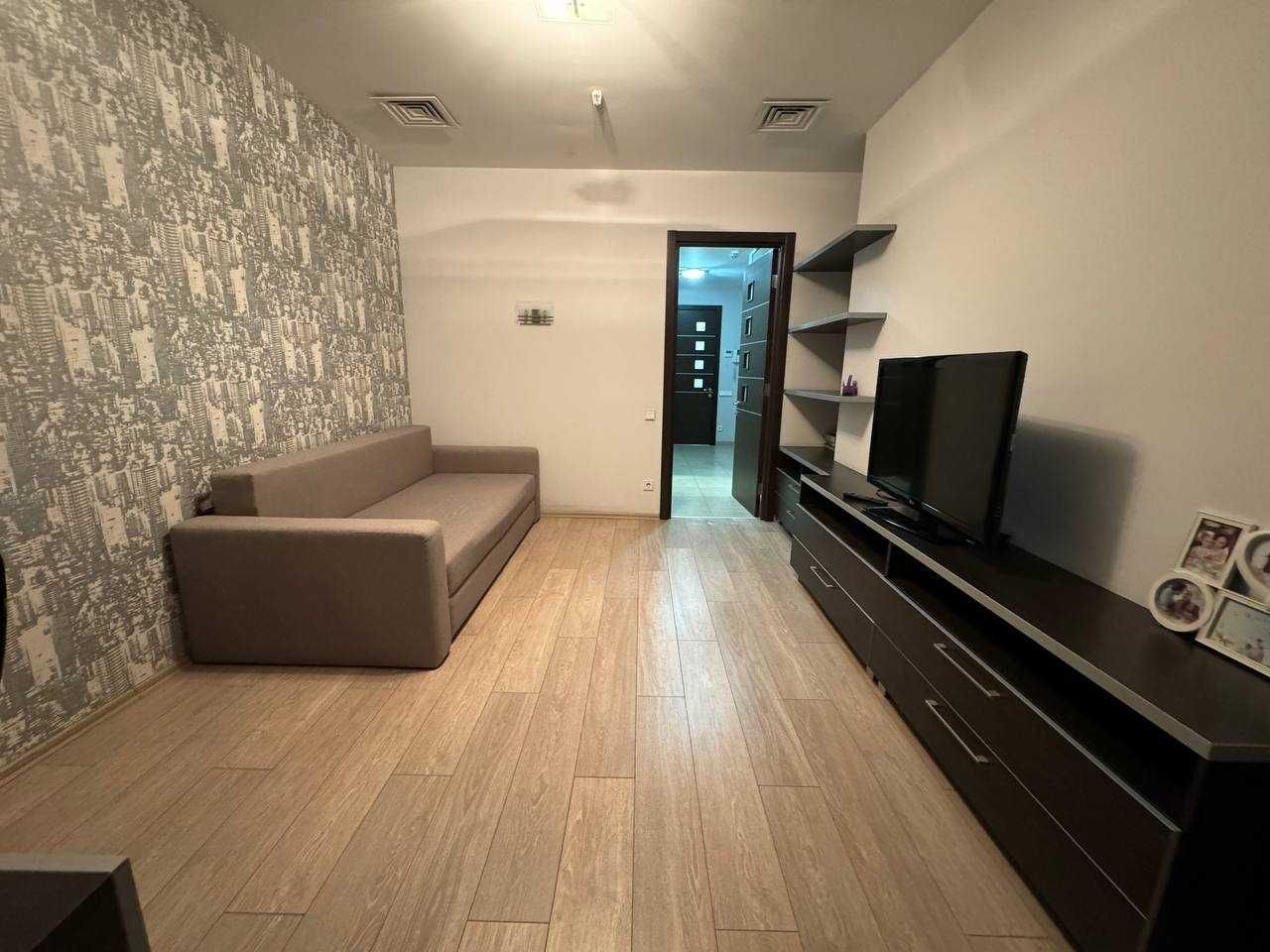 Аренда 2-комнатной квартиры 110 м²