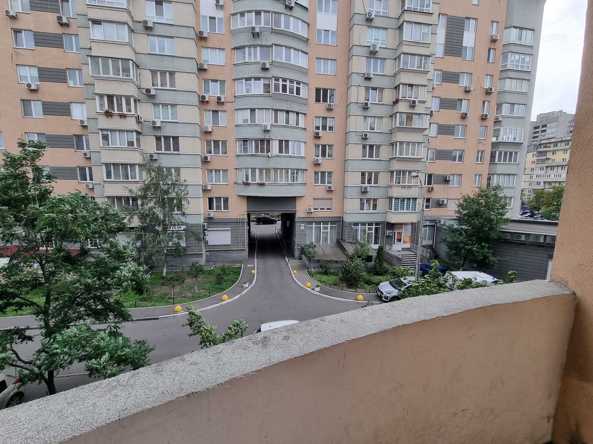 Продажа 3-комнатной квартиры 123 м²