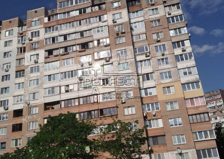 Продаж 1-кімнатної квартири 38 м², Миколи Закревського вул., 11