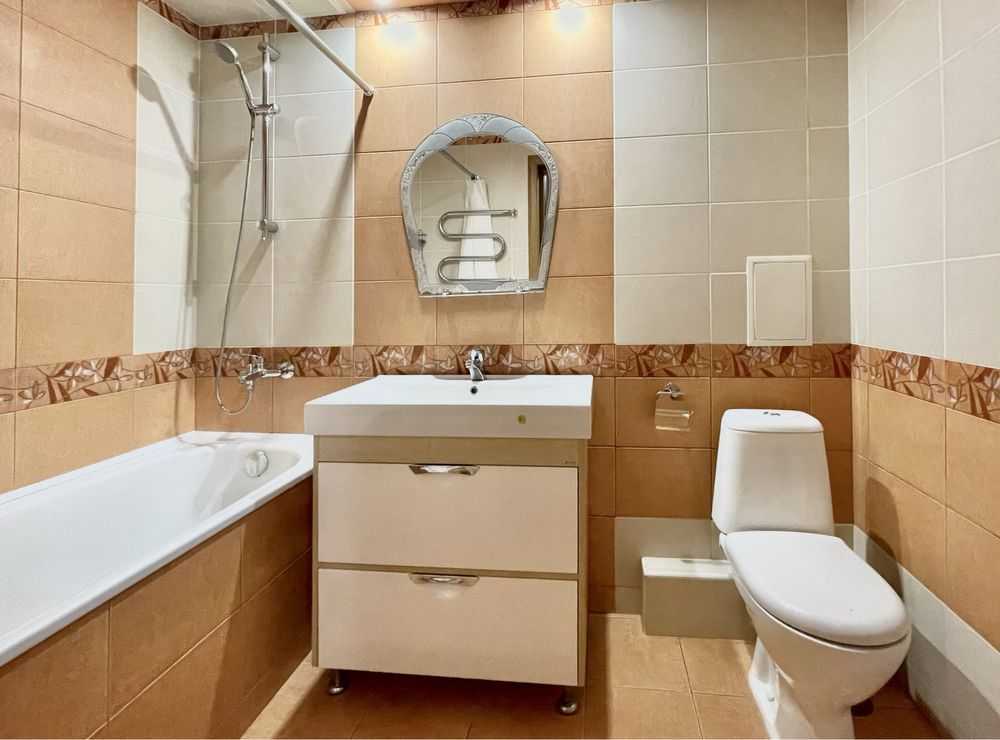 Продаж 1-кімнатної квартири 48 м², Теплична вул., 38