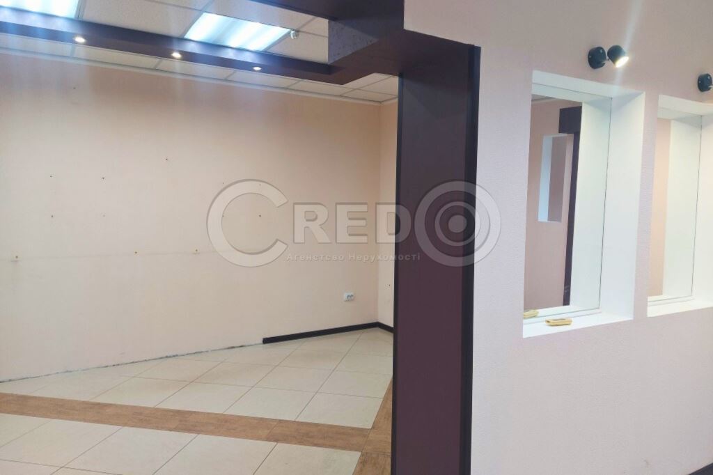 Оренда магазину 63 м², Миколаївське шосе вул.