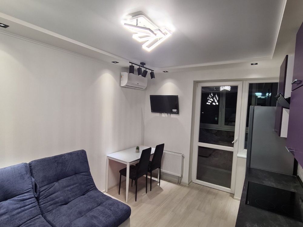 Продажа 2-комнатной квартиры 42 м²