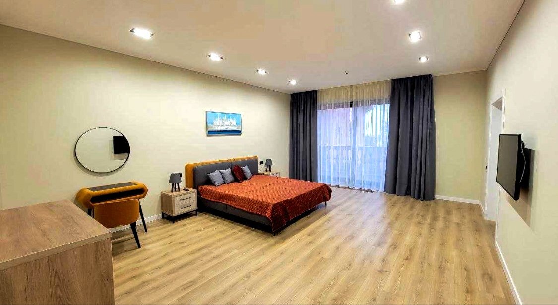 Аренда дома 460 м², Золотой Берег ул., 1