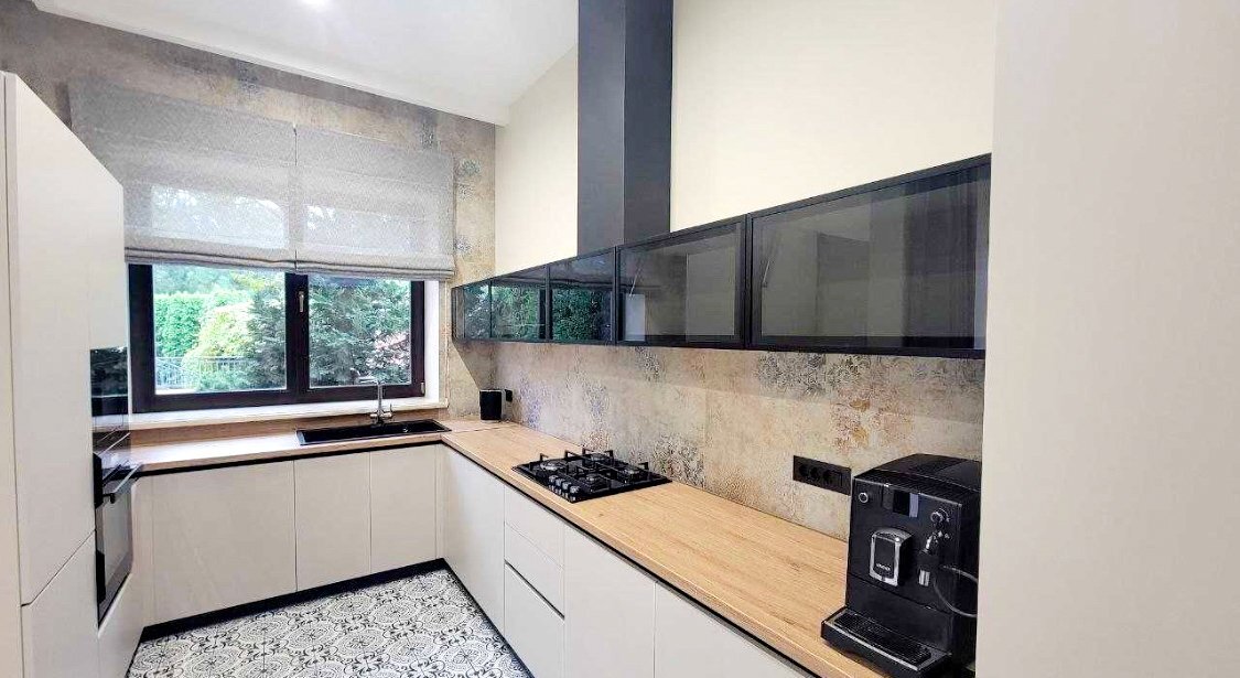 Аренда дома 460 м², Золотой Берег ул., 1