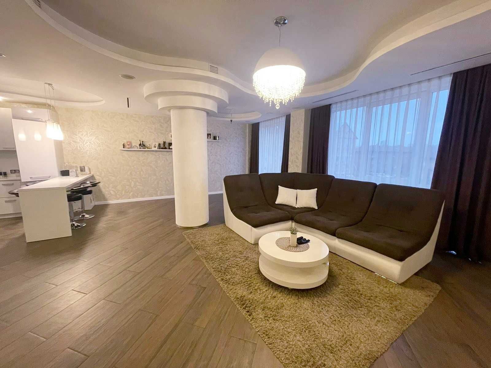 Аренда 3-комнатной квартиры 130 м²