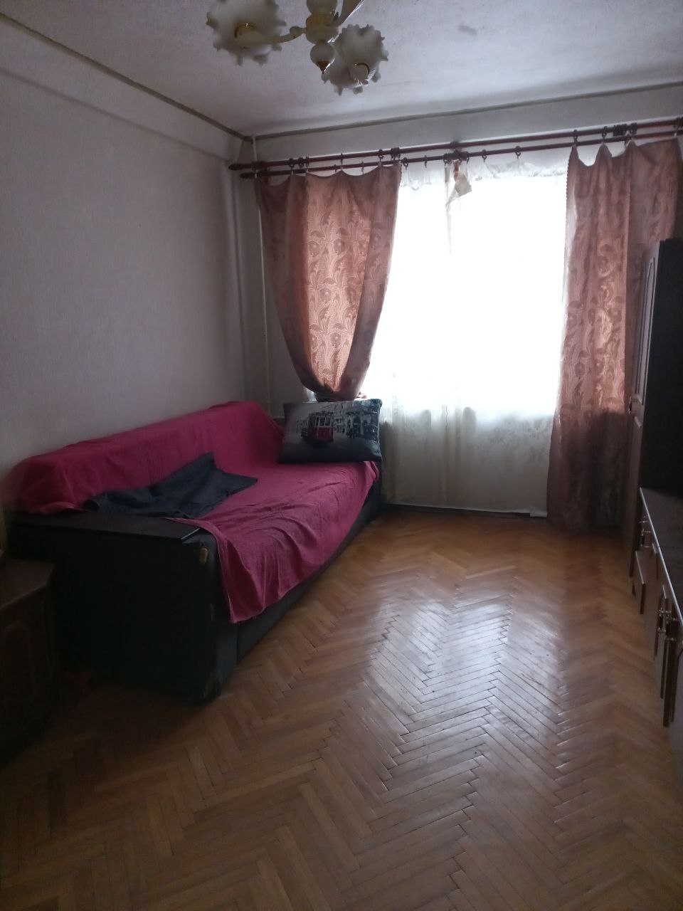 Продажа 1-комнатной квартиры 28 м², Перова бул., 40А