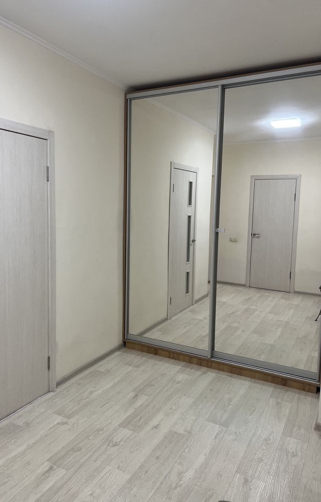 Продаж 1-кімнатної квартири 40 м²