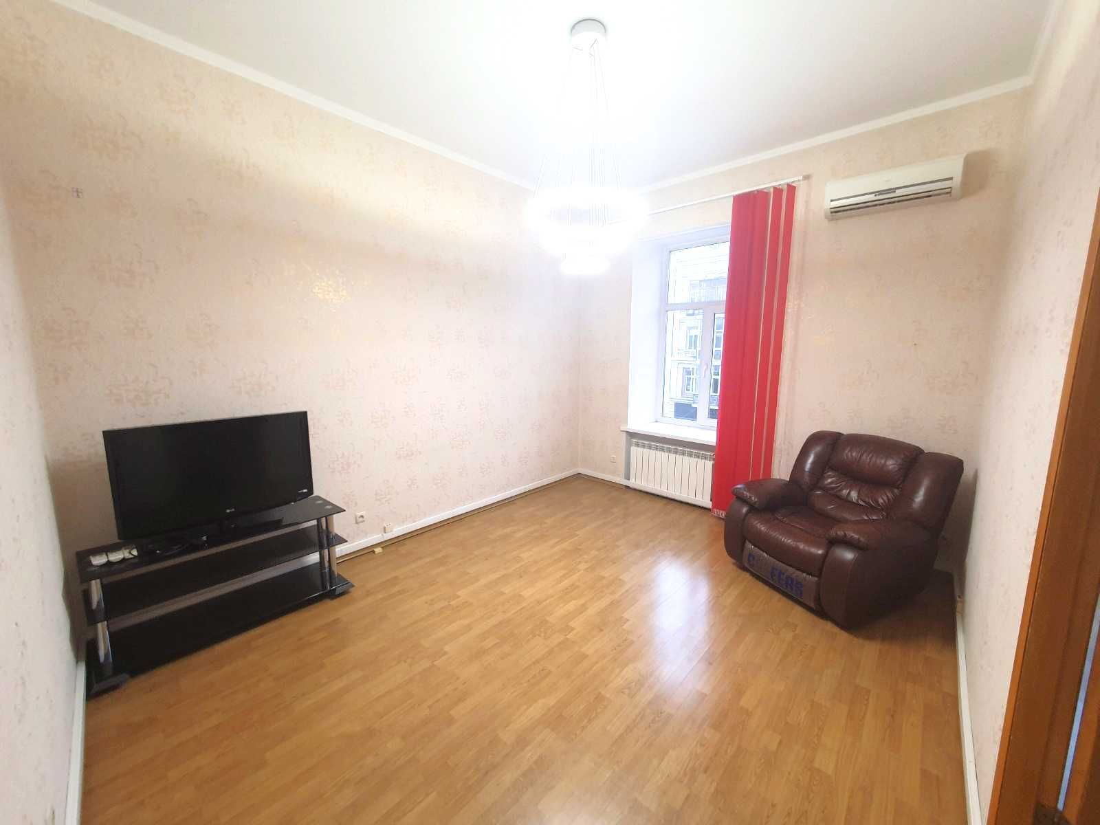 Аренда 3-комнатной квартиры 140 м²