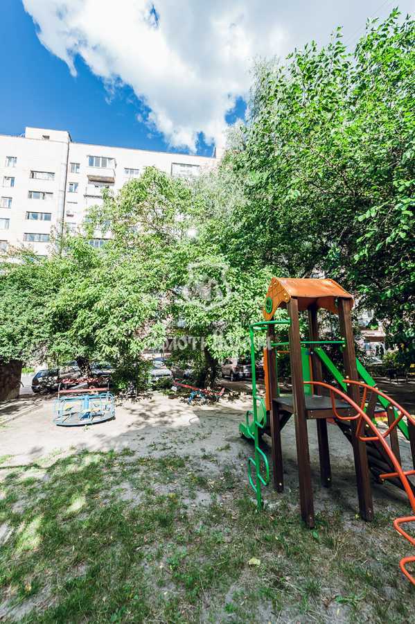 Продаж 3-кімнатної квартири 83 м², Половецька вул., 16