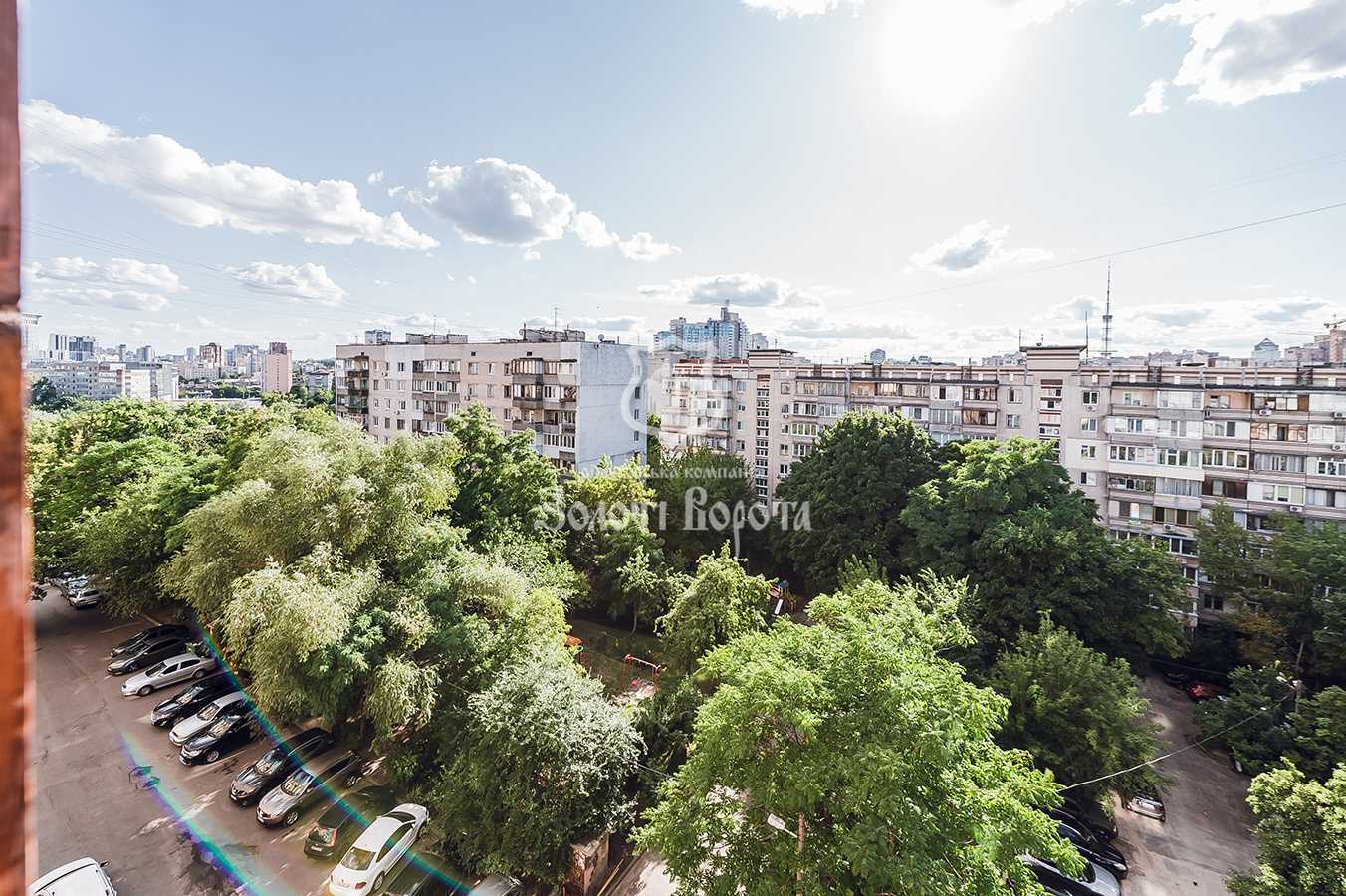 Продаж 3-кімнатної квартири 83 м², Половецька вул., 16