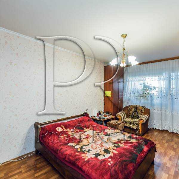 Продаж 3-кімнатної квартири 71 м², Озерна вул., 16