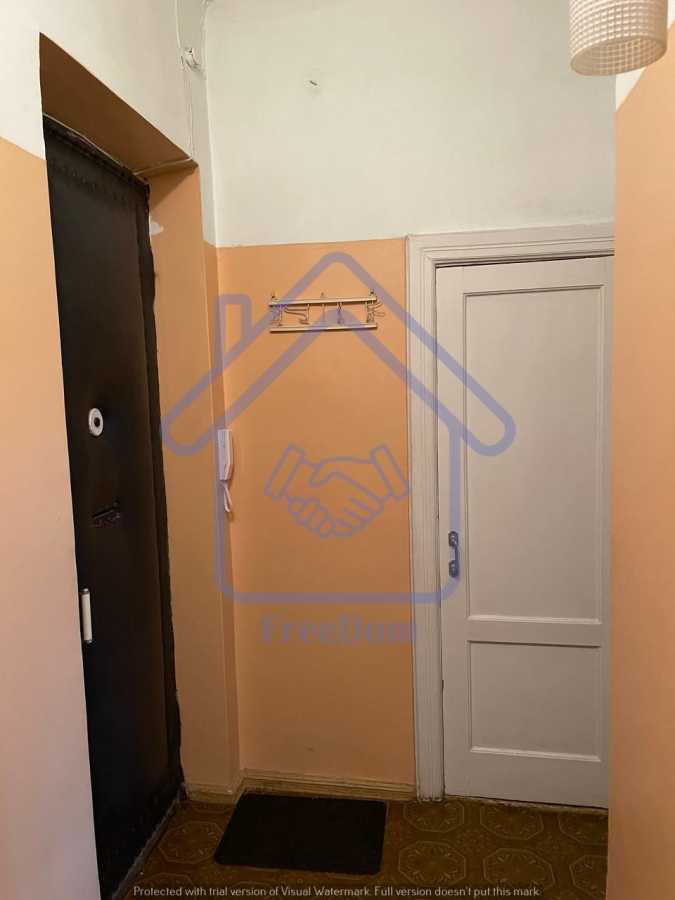 Продаж 3-кімнатної квартири 75 м², Лаврська вул., 6