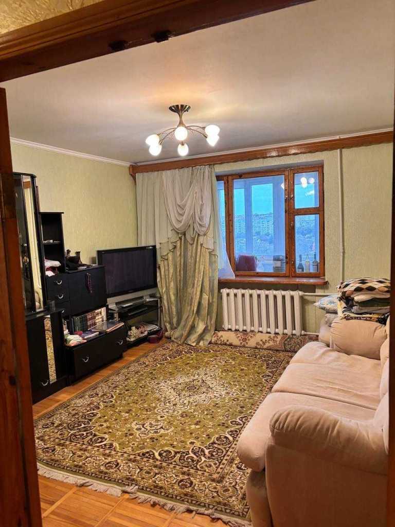 Продаж 2-кімнатної квартири 48 м², Академіка Корольова вул.