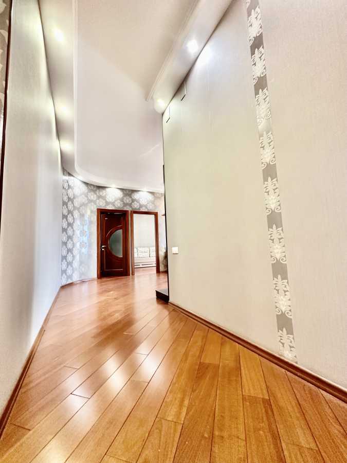 Продаж 3-кімнатної квартири 96 м², Греческая вул., 5