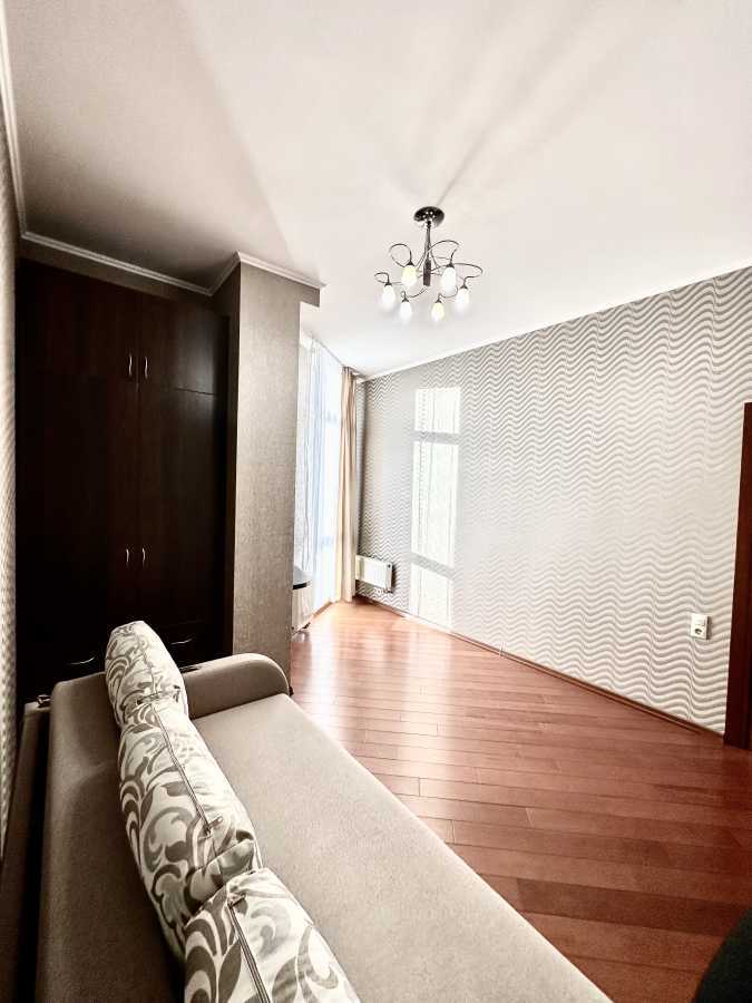 Продаж 3-кімнатної квартири 96 м², Греческая вул., 5