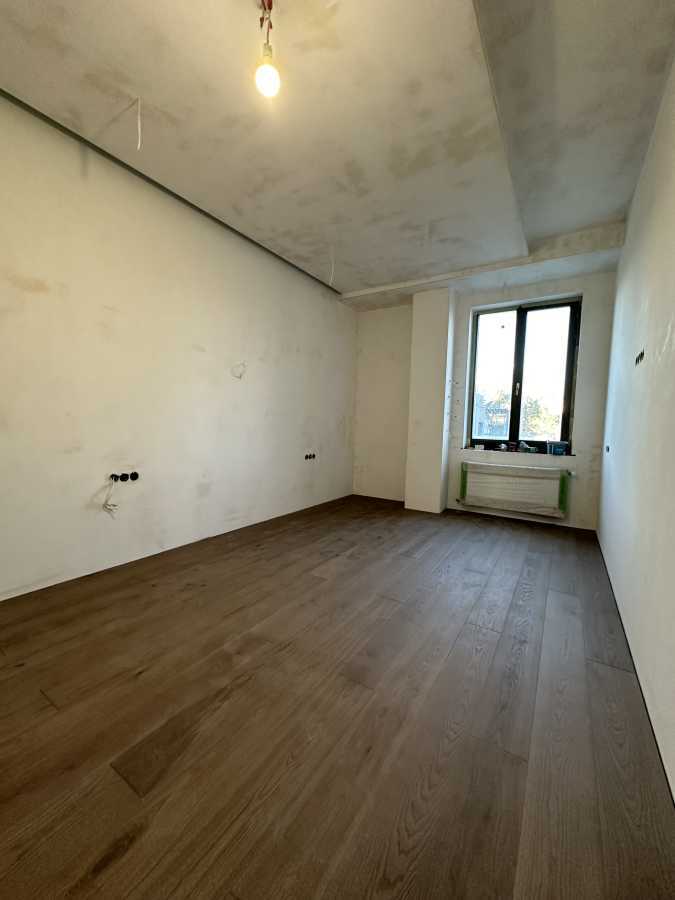 Продаж 2-кімнатної квартири 72 м², Морська вул., 8