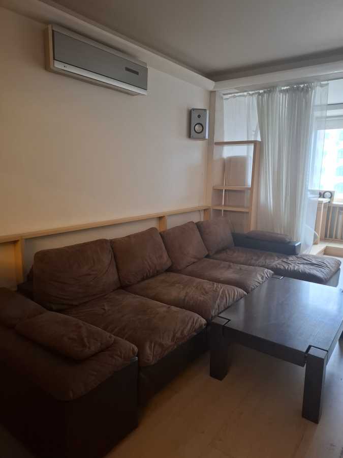 Оренда 3-кімнатної квартири 130 м², В'ячеслава Чорновола вул.