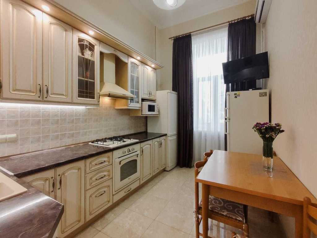 Продажа 3-комнатной квартиры 90 м², Михайловская ул., 24В