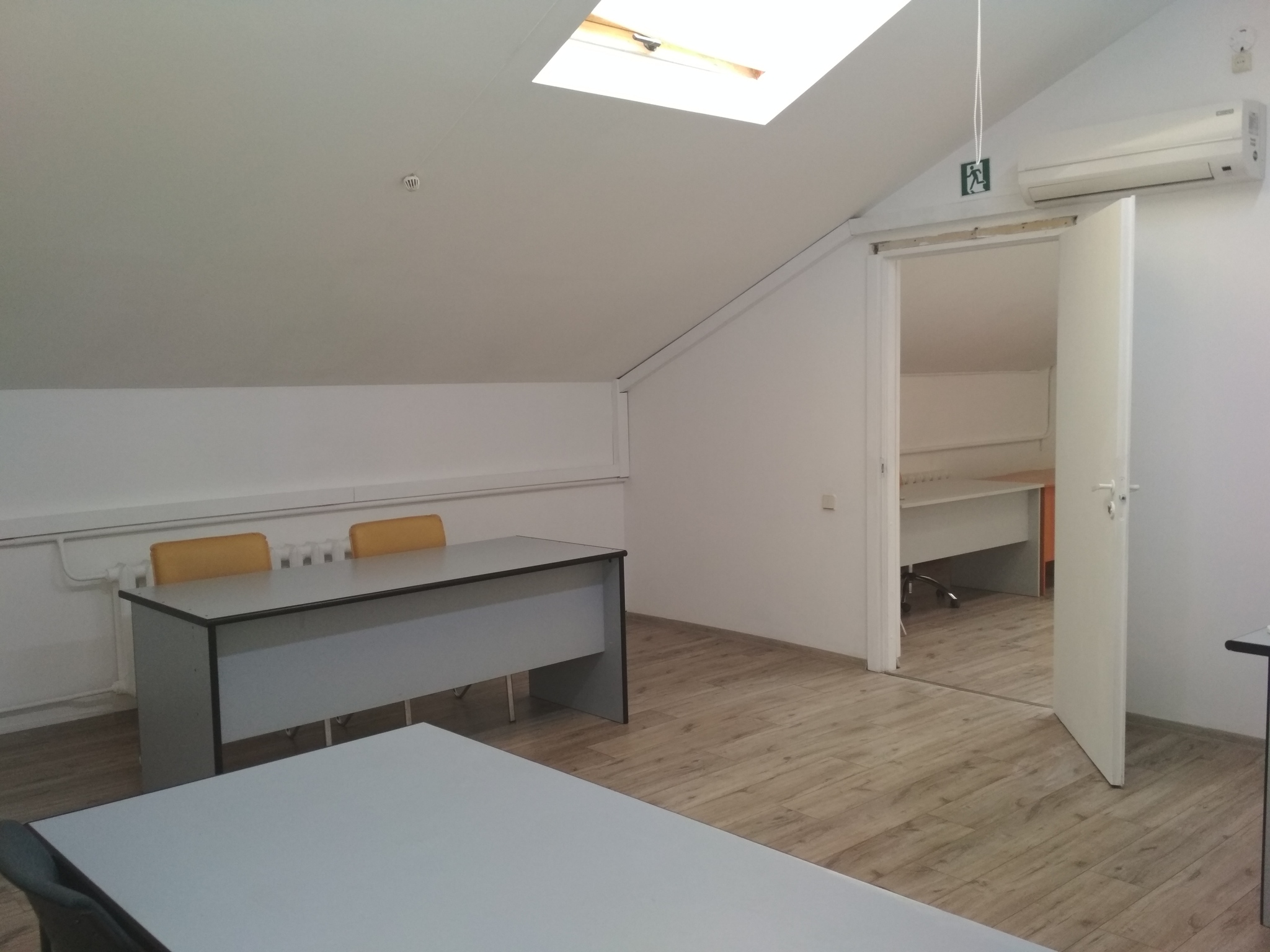 Аренда офиса 120 м², Контрактовая пл.