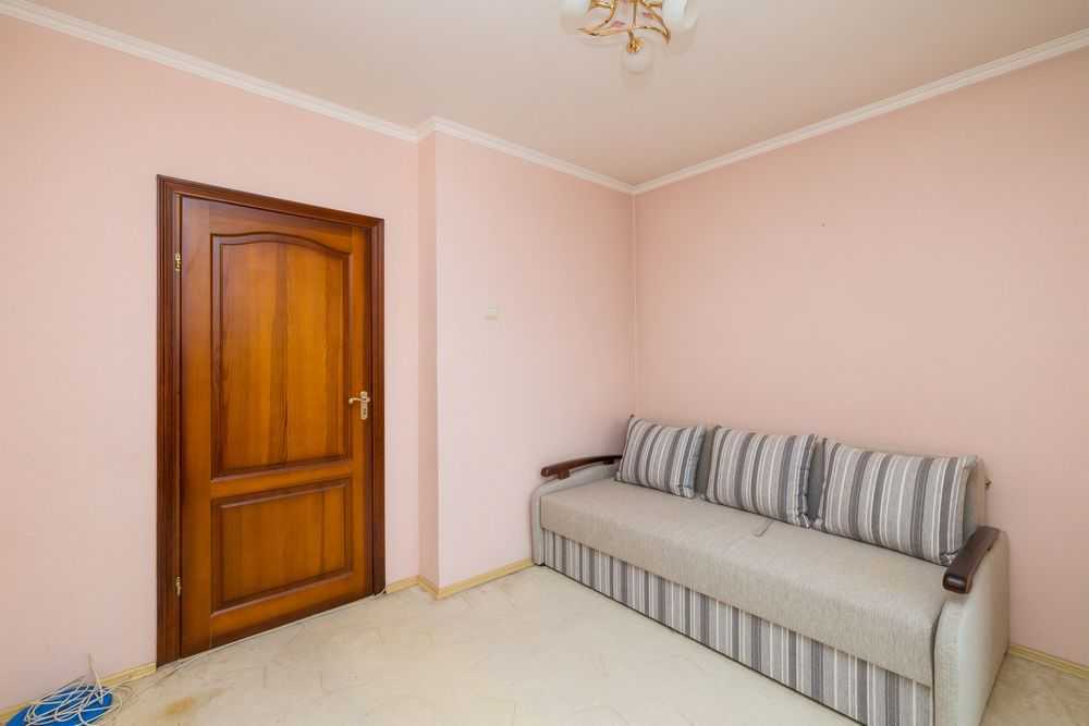 Продаж 3-кімнатної квартири 73 м², Тростянецька вул., 6