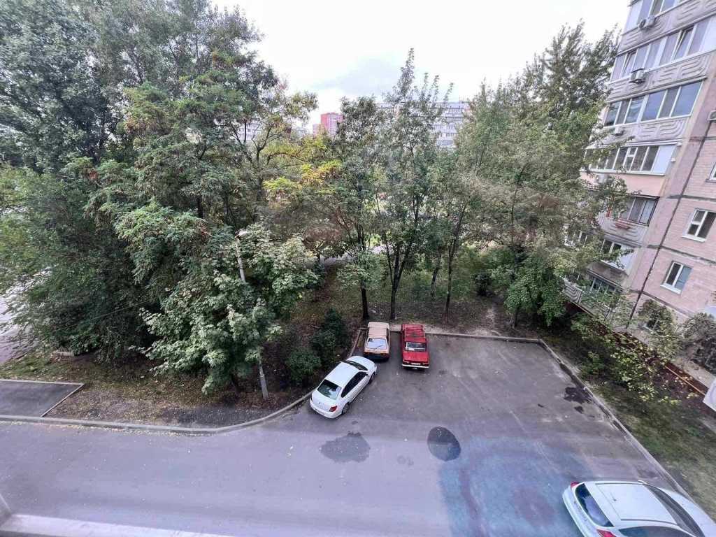 Продаж 3-кімнатної квартири 73 м², Тростянецька вул., 6