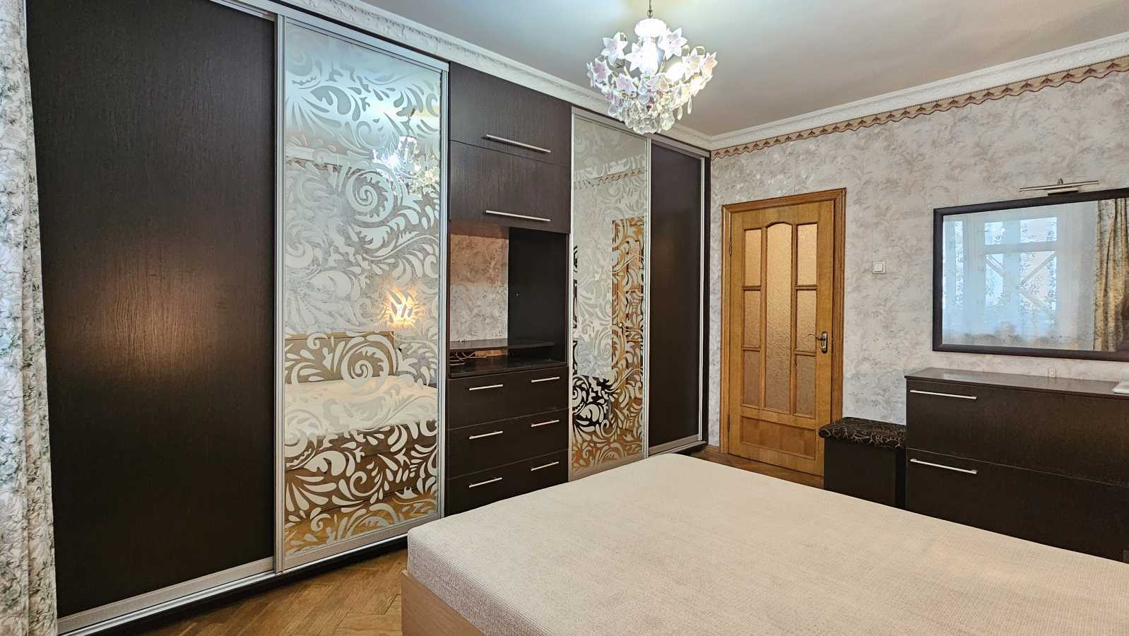 Оренда 3-кімнатної квартири 70 м², Героїв Дніпра вул., 59