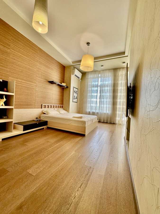 Продаж 3-кімнатної квартири 157 м², Лидерсовский бул., 5