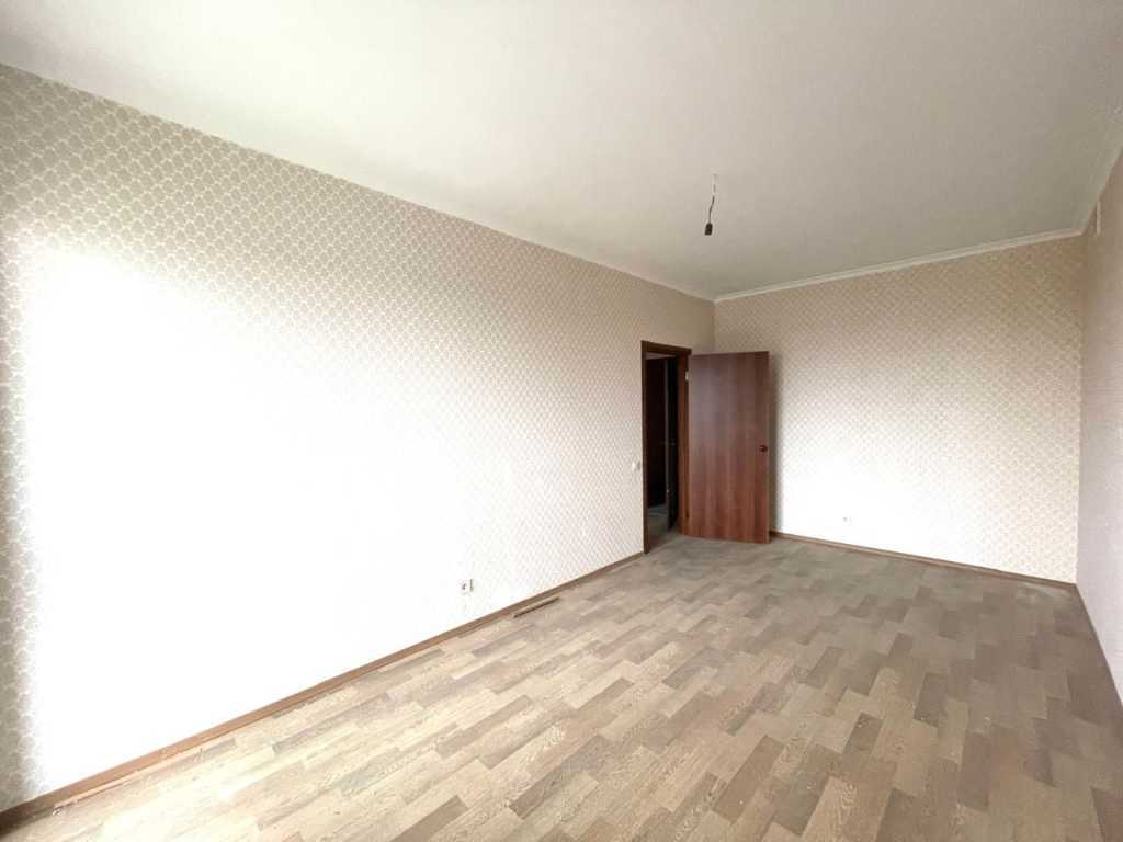 Продаж 3-кімнатної квартири 80 м², Метрологічна вул., 62