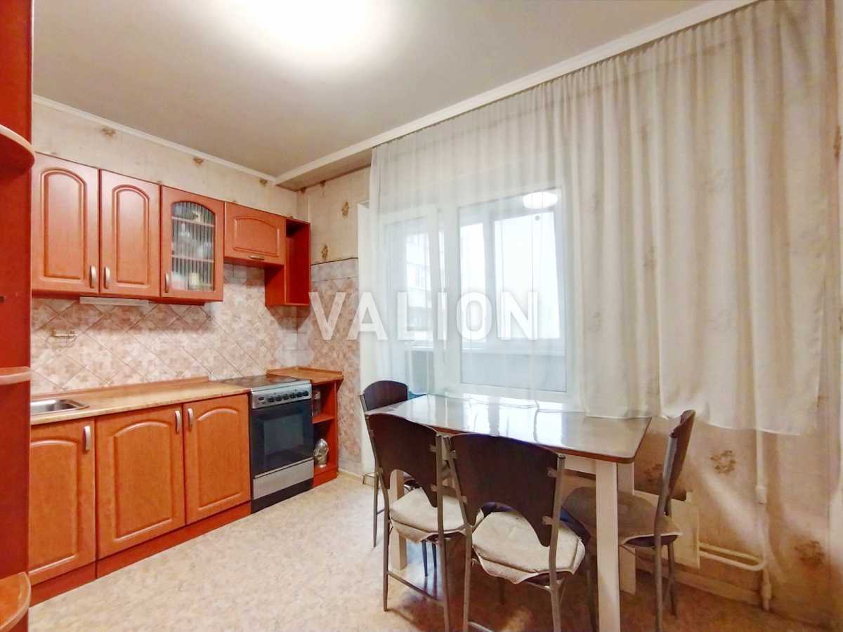 Продаж 4-кімнатної квартири 89 м², Лариси Руденко вул., 3-б