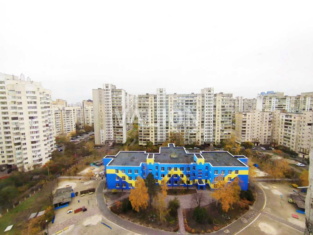 Продаж 4-кімнатної квартири 89 м², Лариси Руденко вул., 3-б