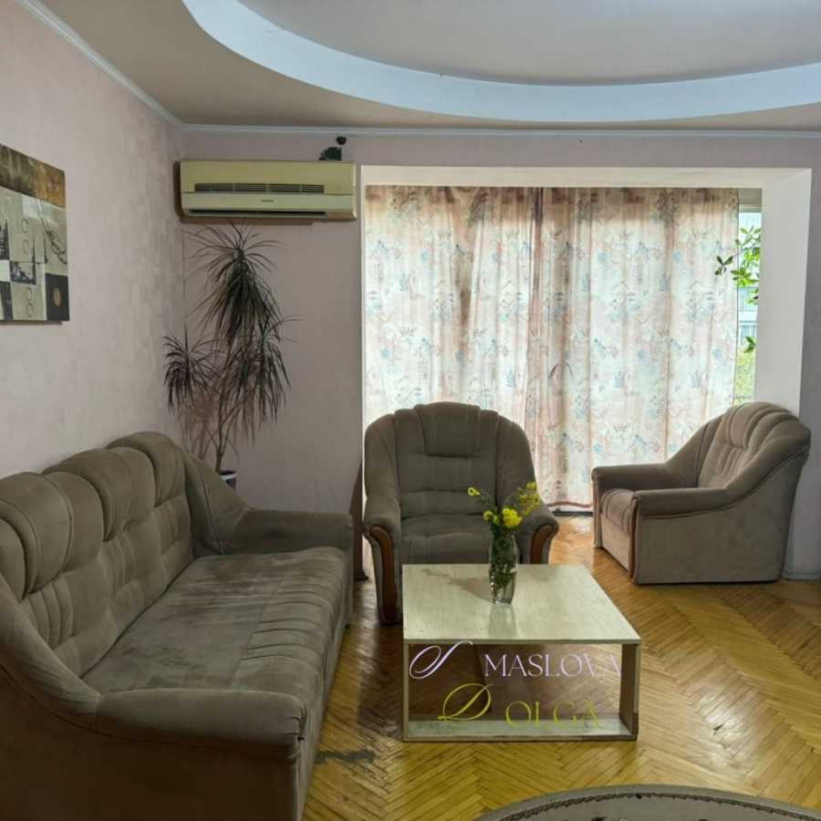 Продаж 3-кімнатної квартири 67 м², Леси Украинки вул., 20/22