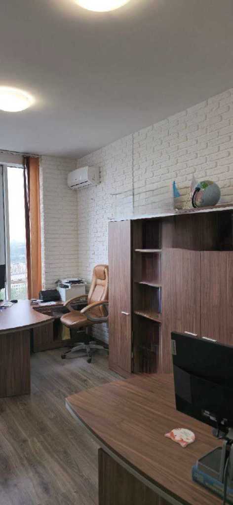 Продаж 2-кімнатної квартири 49 м², Перемоги просп., 26