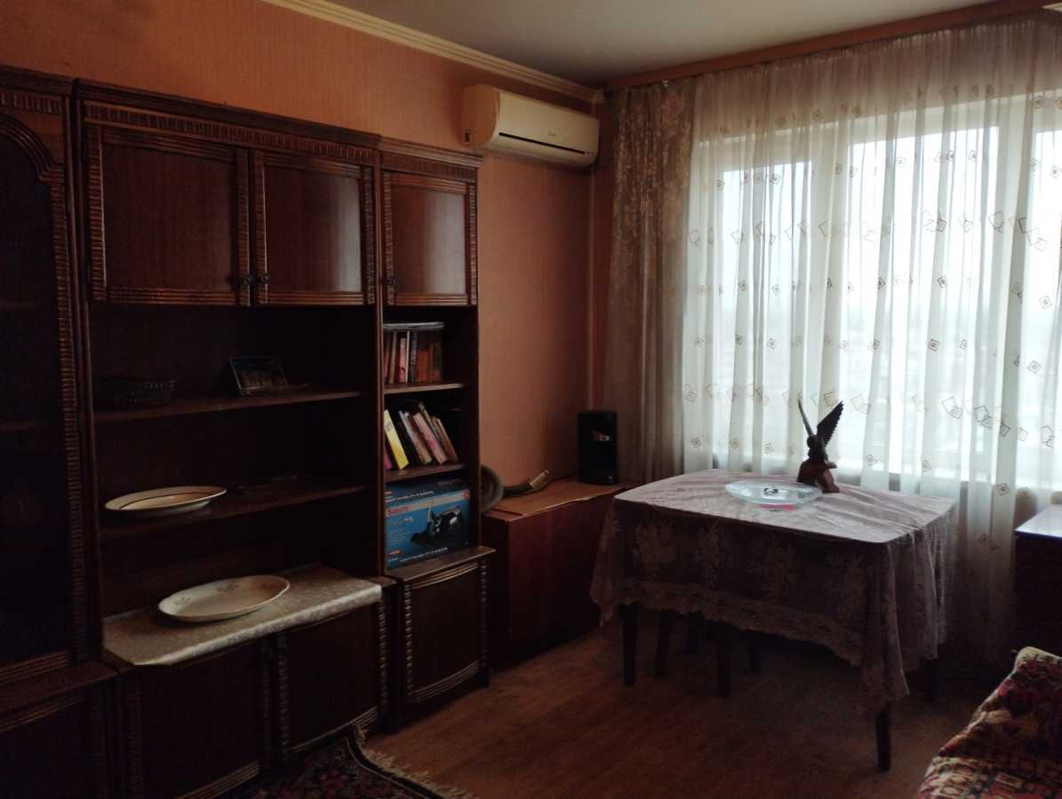 Продажа 3-комнатной квартиры 68 м², Елены Телиги ул., 7