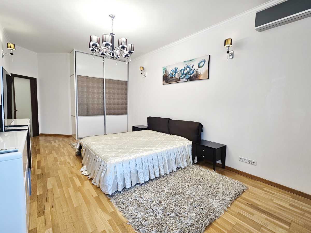 Оренда 2-кімнатної квартири 107 м², Звіринецька вул., 59