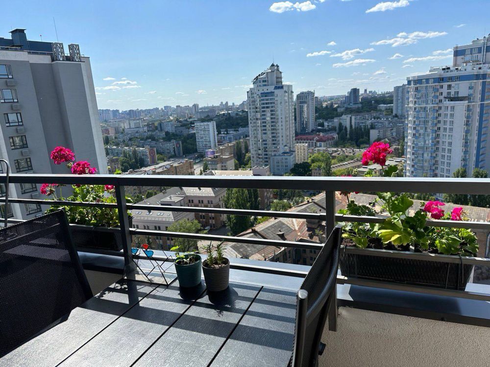 Продажа 1-комнатной квартиры 47 м²